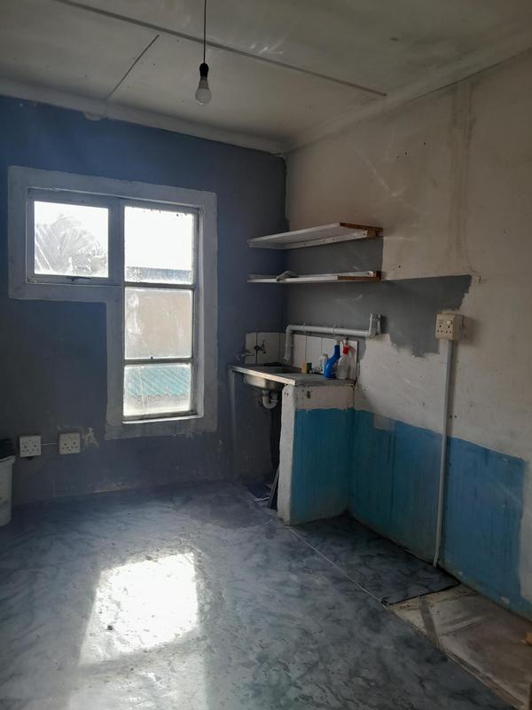 8 Bedroom Property for Sale in Caledon Western Cape